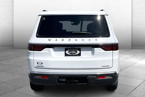 Another view of 2022 Jeep Wagoneer Series II for sale in Kansas City, MO at Cable Dahmer Chevrolet of Kansas City