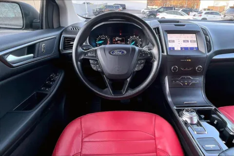 More photos of 2020 Ford Edge SE at Cable Dahmer Chevrolet of Kansas City, MO