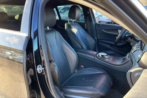 More photos of 2019 Mercedes-Benz E-Class E 450 at Cable Dahmer Chevrolet of Kansas City, MO