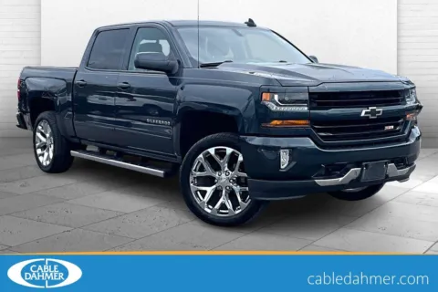 Gray 2017 Chevrolet Silverado 1500 LT for sale in Kansas City, MO