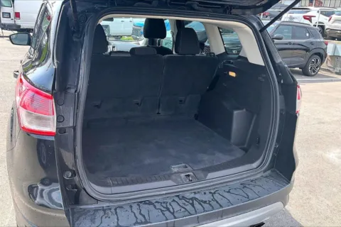 More photos of 2015 Ford Escape SE at Cable Dahmer Chevrolet of Kansas City, MO