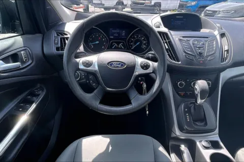 More photos of 2015 Ford Escape SE at Cable Dahmer Chevrolet of Kansas City, MO