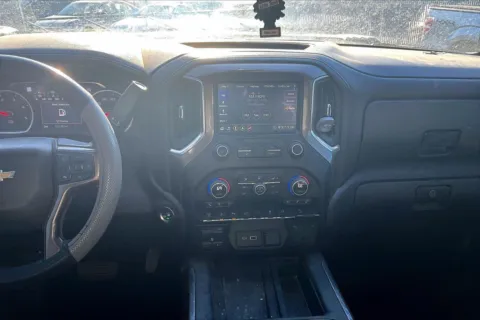 More photos of 2020 Chevrolet Silverado 2500 HD High Country at Cable Dahmer Chevrolet of Kansas City, MO