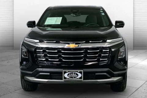 Photos of 2025 Chevrolet Equinox LT for sale in Kansas City, MO at Cable Dahmer Chevrolet of Kansas City