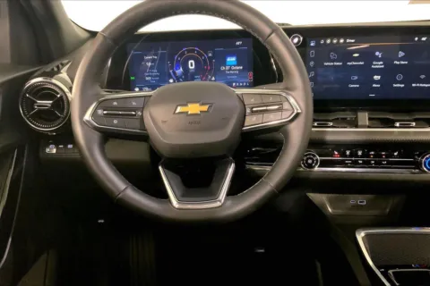 More photos of 2025 Chevrolet Equinox LT at Cable Dahmer Chevrolet of Kansas City, MO