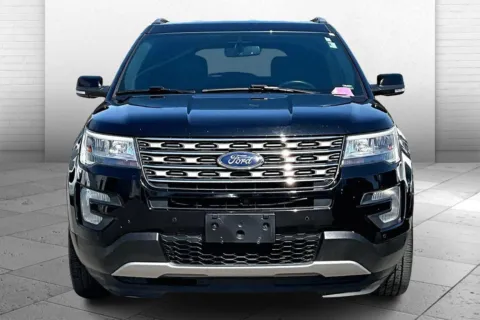 Photos of 2017 Ford Explorer XLT for sale in Kansas City, MO at Cable Dahmer Chevrolet of Kansas City