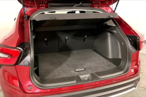 More photos of 2025 Chevrolet Trax LT at Cable Dahmer Chevrolet of Kansas City, MO