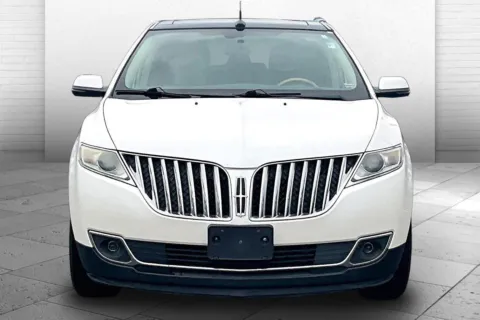 Photos of 2013 Lincoln MKX AWD 4DR SUV for sale in Kansas City, MO at Cable Dahmer Chevrolet of Kansas City