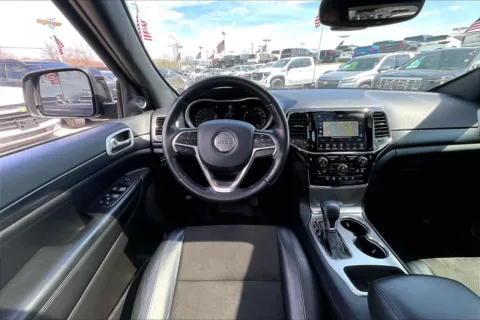 More photos of 2020 Jeep Grand Cherokee Altitude at Cable Dahmer Chevrolet of Kansas City, MO