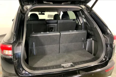 More photos of 2024 Mitsubishi Outlander SE at Cable Dahmer Chevrolet of Kansas City, MO