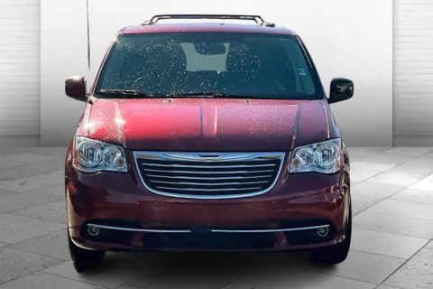 Photos of 2016 Chrysler Town & Country Touring for sale in Kansas City, MO at Cable Dahmer Chevrolet of Kansas City