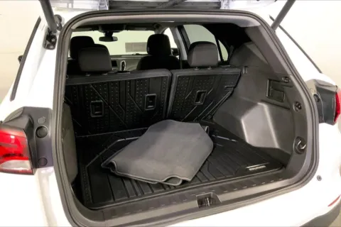 More photos of 2024 Chevrolet Equinox LT at Cable Dahmer Chevrolet of Kansas City, MO