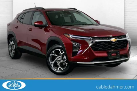 Red 2025 Chevrolet Trax LT for sale in Kansas City, MO