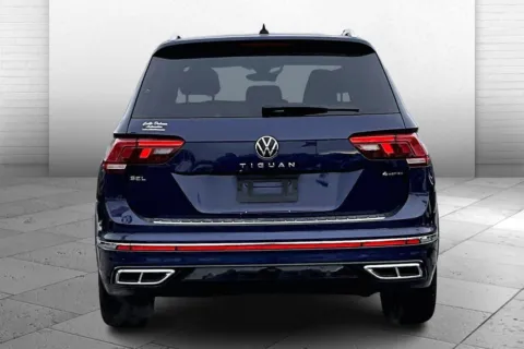 Another view of 2022 Volkswagen Tiguan SEL R-Line for sale in Kansas City, MO at Cable Dahmer Chevrolet of Kansas City