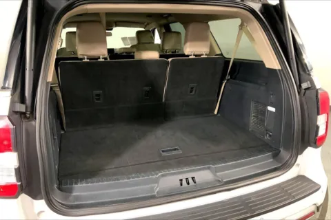 More photos of 2024 Ford Expedition Max XLT at Cable Dahmer Chevrolet of Kansas City, MO