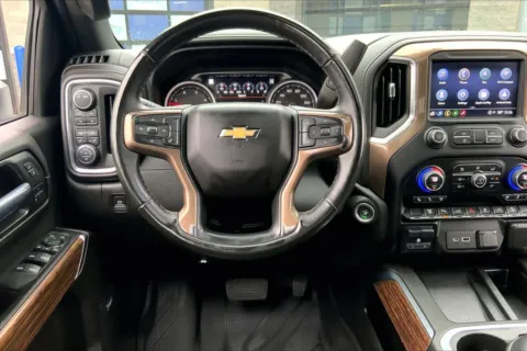 More photos of 2023 Chevrolet Silverado 2500 HD High Country at Cable Dahmer Chevrolet of Kansas City, MO