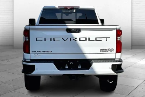 Another view of 2021 Chevrolet Silverado 2500 HD High Country for sale in Kansas City, MO at Cable Dahmer Chevrolet of Kansas City