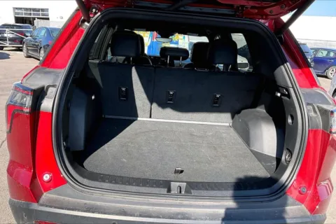 More photos of 2025 Chevrolet Equinox ACTIV at Cable Dahmer Chevrolet of Kansas City, MO