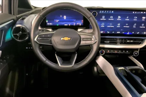 More photos of 2025 Chevrolet Equinox EV LT at Cable Dahmer Chevrolet of Kansas City, MO