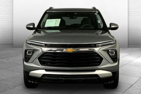 Photos of 2025 Chevrolet Trailblazer LT for sale in Kansas City, MO at Cable Dahmer Chevrolet of Kansas City