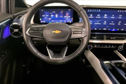 More photos of 2025 Chevrolet Equinox EV LT at Cable Dahmer Chevrolet of Kansas City, MO