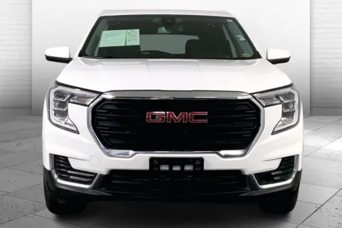 Photos of 2024 GMC Terrain SLE for sale in Kansas City, MO at Cable Dahmer Chevrolet of Kansas City