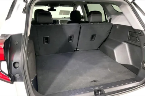 More photos of 2024 GMC Terrain SLE at Cable Dahmer Chevrolet of Kansas City, MO