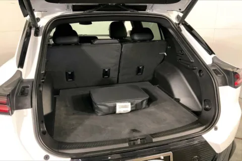 More photos of 2025 Chevrolet Equinox EV LT at Cable Dahmer Chevrolet of Kansas City, MO