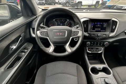 More photos of 2024 GMC Terrain SLE at Cable Dahmer Chevrolet of Kansas City, MO