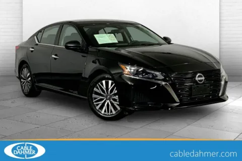 Black 2025 Nissan Altima SV for sale in Kansas City, MO