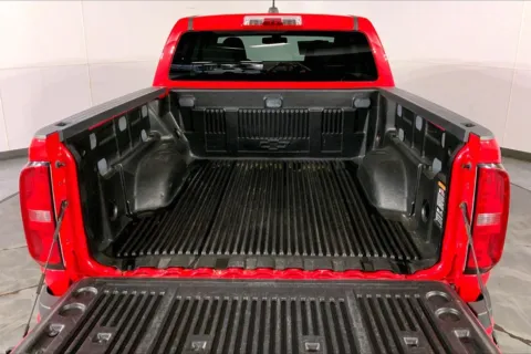 More photos of 2019 Chevrolet Colorado 4WD Work Truck at Cable Dahmer Chevrolet of Kansas City, MO