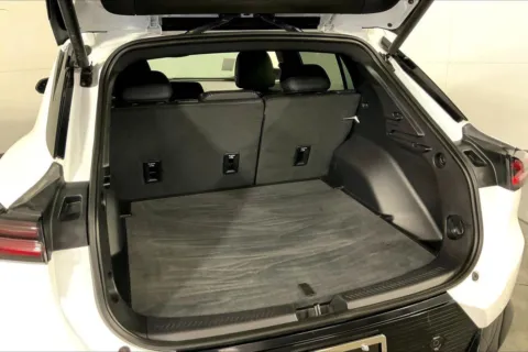 More photos of 2025 Chevrolet Equinox EV LT at Cable Dahmer Chevrolet of Kansas City, MO