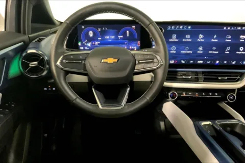 More photos of 2025 Chevrolet Equinox EV LT at Cable Dahmer Chevrolet of Kansas City, MO