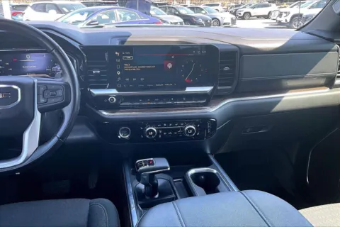 More photos of 2023 GMC Sierra 1500 Elevation at Cable Dahmer Chevrolet of Kansas City, MO