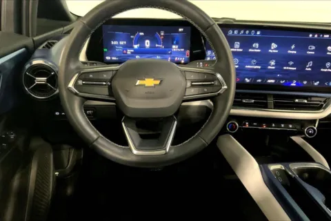 More photos of 2025 Chevrolet Equinox EV LT at Cable Dahmer Chevrolet of Kansas City, MO