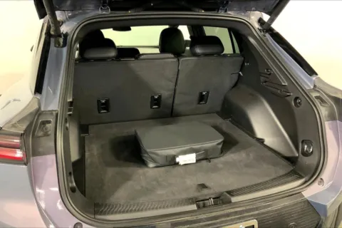 More photos of 2025 Chevrolet Equinox EV LT at Cable Dahmer Chevrolet of Kansas City, MO