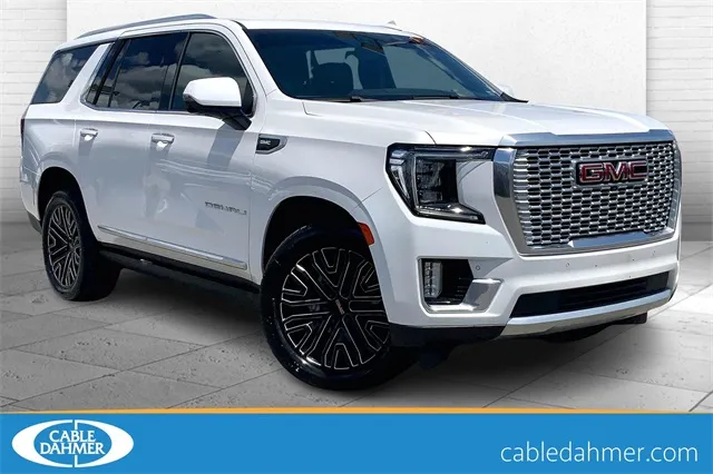 White 2021 GMC Yukon Denali for sale in Kansas City, MO