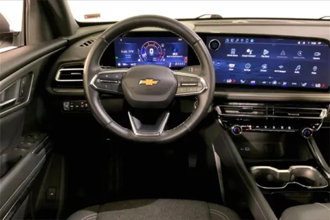 More photos of 2024 Chevrolet Traverse LT at Cable Dahmer Chevrolet of Kansas City, MO