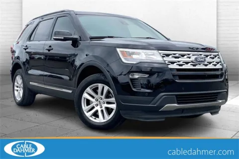 Black 2018 Ford Explorer XLT for sale in Kansas City, MO