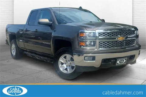 Silver 2015 Chevrolet Silverado 1500 LT for sale in Kansas City, MO