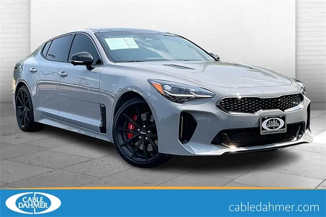 Silver 2022 Kia Stinger GT2 for sale in Kansas City, MO