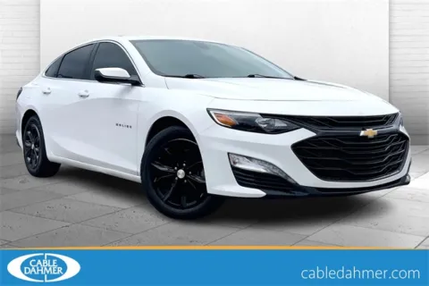 White 2020 Chevrolet Malibu LT for sale in Kansas City, MO