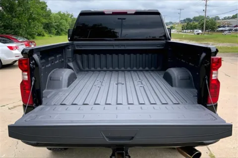 More photos of 2025 Chevrolet Silverado 2500HD Custom at Cable Dahmer Chevrolet of Kansas City, MO