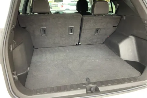More photos of 2022 Chevrolet Equinox LS at Cable Dahmer Chevrolet of Kansas City, MO