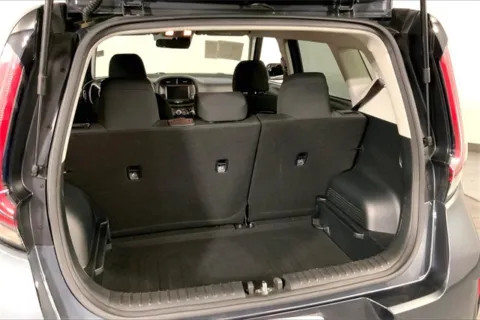 More photos of 2024 Kia Soul LX at Cable Dahmer Chevrolet of Kansas City, MO