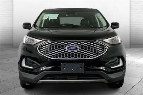 Photos of 2024 Ford Edge SEL for sale in Kansas City, MO at Cable Dahmer Chevrolet of Kansas City