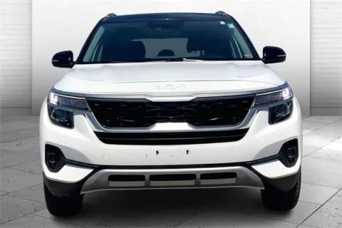 Photos of 2022 Kia Seltos S for sale in Kansas City, MO at Cable Dahmer Chevrolet of Kansas City
