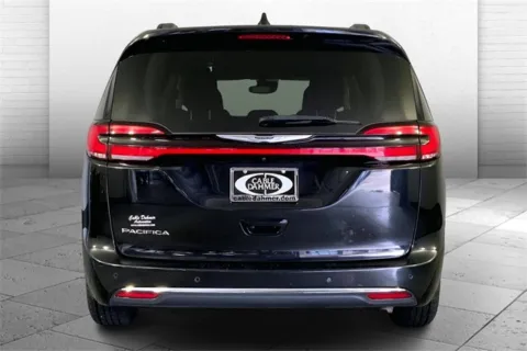 Another view of 2022 Chrysler Pacifica Touring L for sale in Kansas City, MO at Cable Dahmer Chevrolet of Kansas City