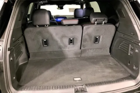 More photos of 2024 Chevrolet Traverse RS at Cable Dahmer Chevrolet of Kansas City, MO