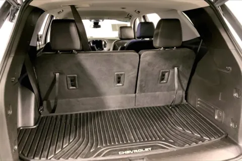 More photos of 2021 Chevrolet Traverse LT Leather at Cable Dahmer Chevrolet of Kansas City, MO